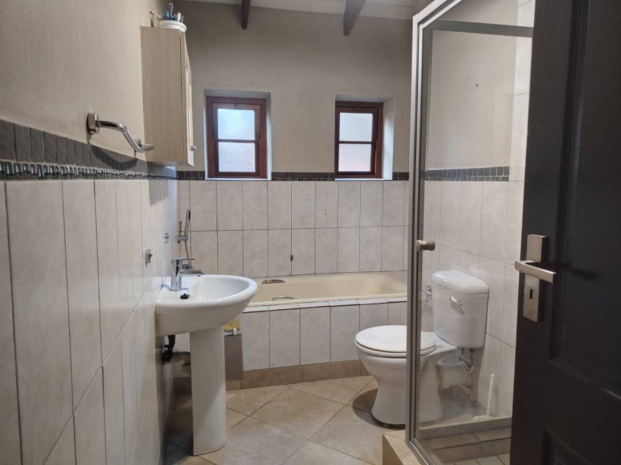 3 Bedroom Property for Sale in Waterval East North West